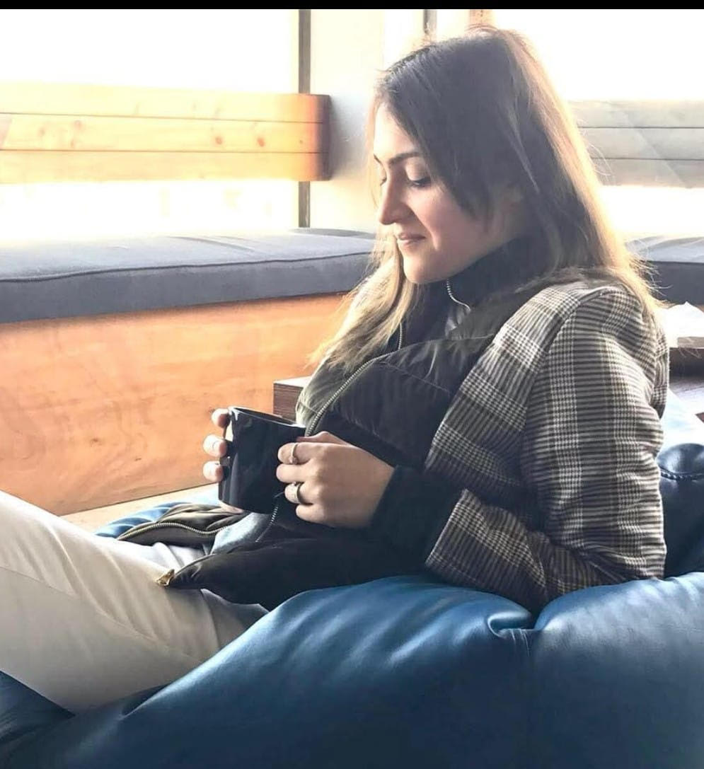 Anam Khan